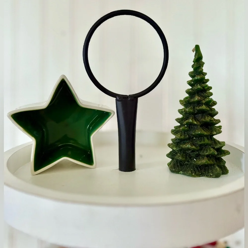 2 TIER WHITE & BLACK DISPLAY TRAY & HOLIDAY DECOR